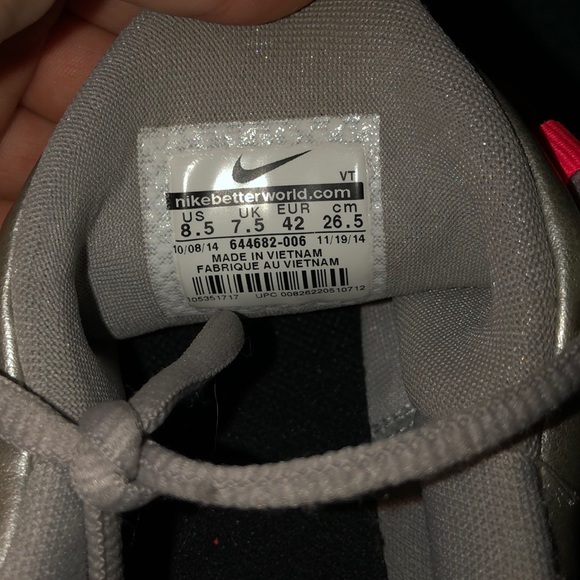 Nike sneakers - Picture 5 of 5